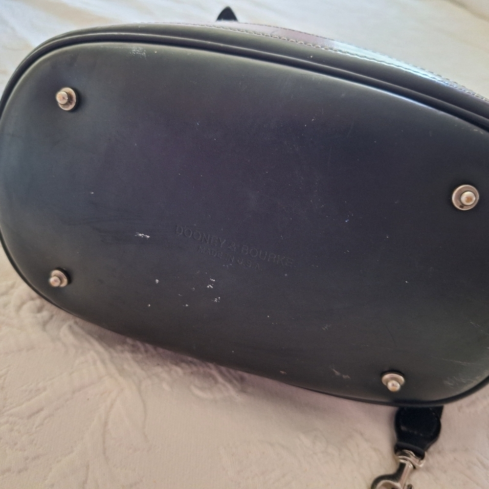 Dooney and bourke Vintage Leather & fabric bag. - Picture 4 of 12